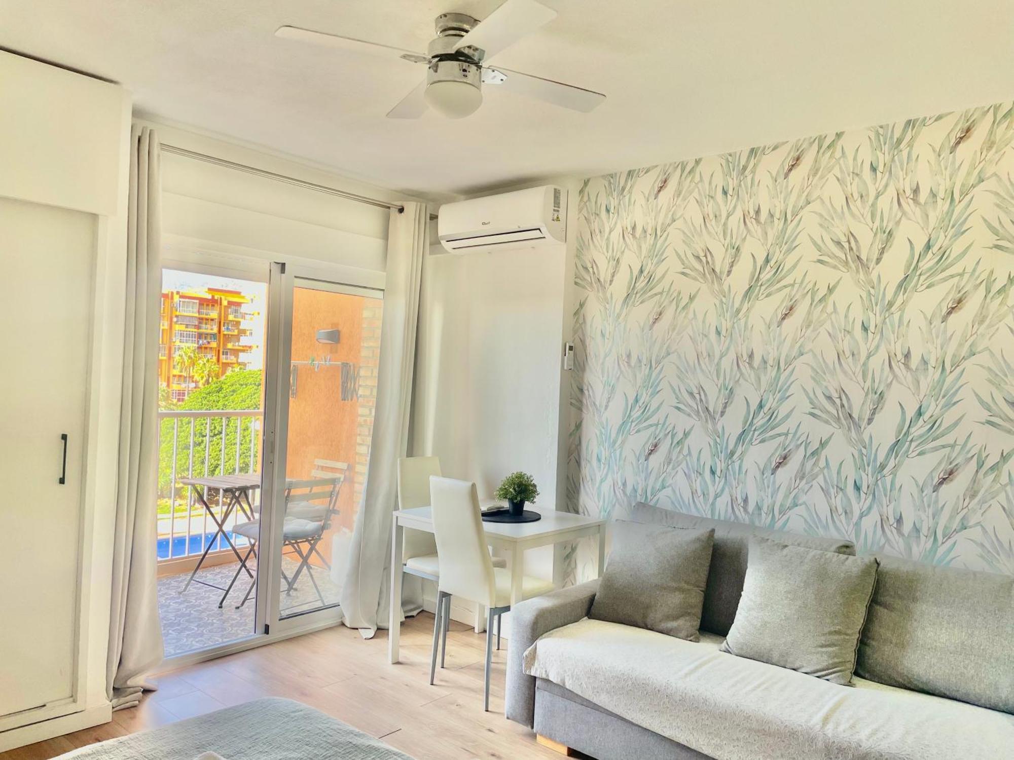 Luxury Suites Sunset Beach Benalmádena Esterno foto